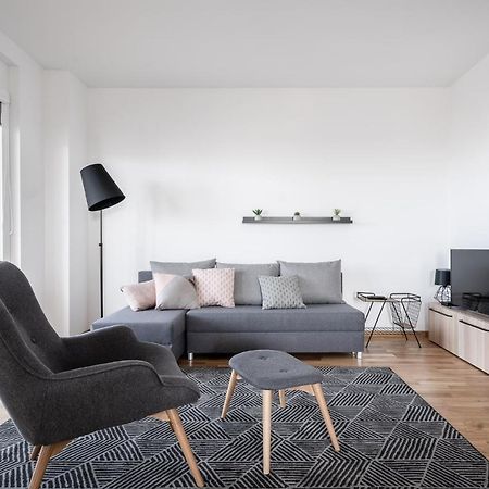 Rentplanet - Apartamenty Atal Tower 브로츠와프 외부 사진