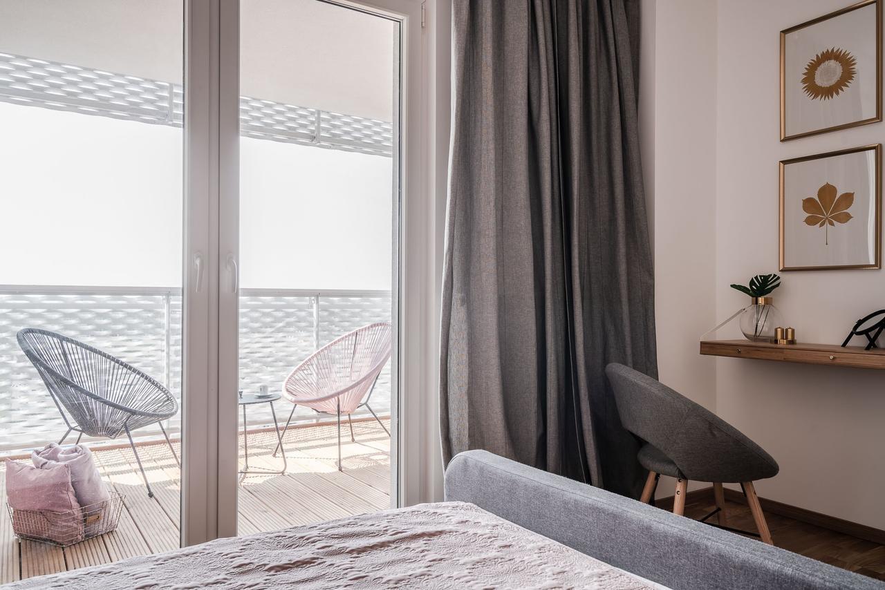Rentplanet - Apartamenty Atal Tower 브로츠와프 외부 사진